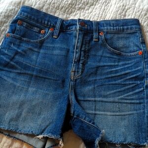 Madewell high rise denim shorts size 27